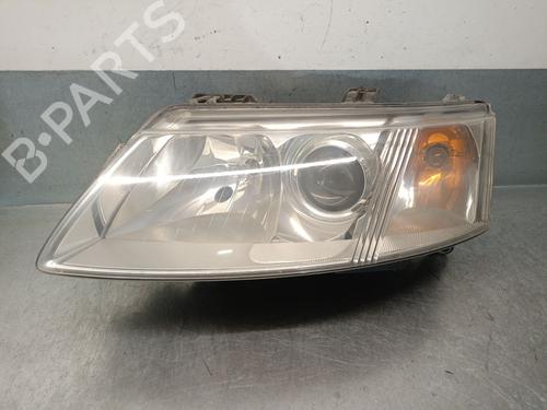 Lyskaster venstre Lyskaster venstre 39451842 39451842