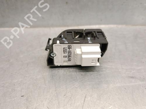 Switch MERCEDES-BENZ A-CLASS (W177) A 180 d (177.003) | BP29935631I30