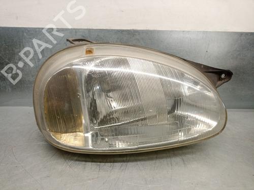 Used Right headlight OPEL CORSA B (S93) 1.4 i 16V (F08, F68, M68) (90 hp) 22792759
