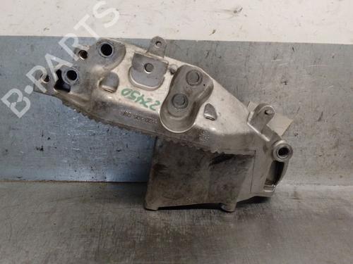 Used Engine mount Engine mount RENAULT MASTER III Platform/Chassis (EV, HV, UV) 2.3 dCi 145 FWD (EV0E, EV0F, HV0E, HV0F, UV0E, UV0F,... (146 hp) 34461792 34461792