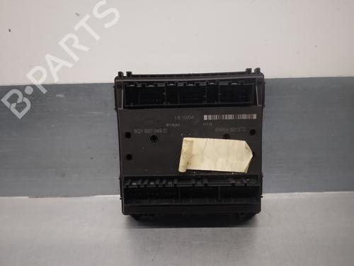 Sikringsdose SEAT IBIZA III (6L1) 1.4 16V (100 hp) 15733887