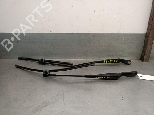 Used Front windshield wiper arm Front windshield wiper arm ALFA ROMEO BRERA (939_) 2.4 JTDM 20V (939DXD1B, 939DXD12) (200 hp) 33401429 33401429