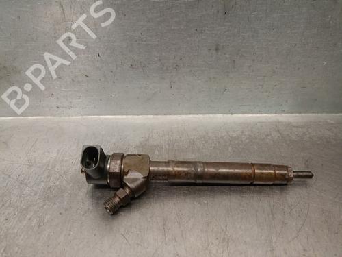 Used Injector MERCEDES-BENZ E-CLASS (W210) E 220 CDI (210.006) (143 hp) 31990757