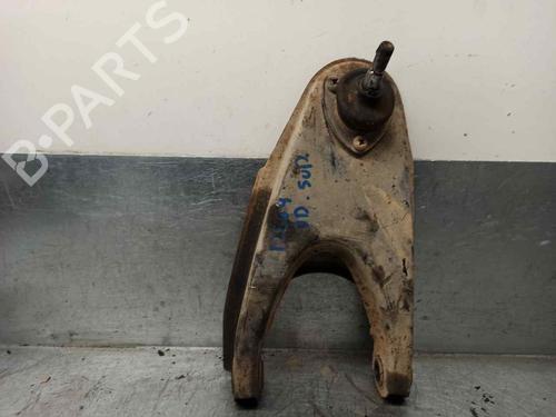 Højre fortil bærearm RENAULT 4 Box Body/MPV (R21_, R23_) 1.1 (2370, 210B) (34 hp) 9654083