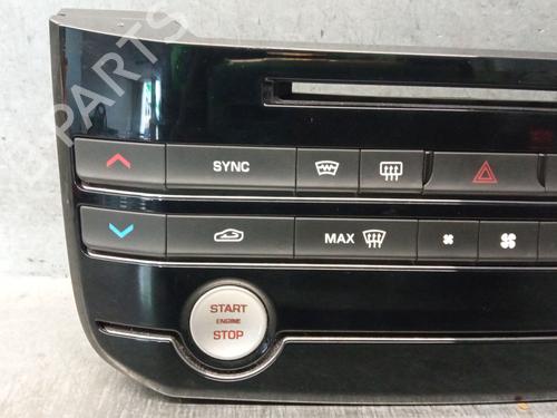 Climate control JAGUAR F-PACE (X761) 2.0 TD4 | BP30151023I5