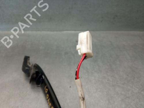 Klamka zewnętrzna drzwi przednich lewych MAZDA 5 (CR) 2.0 CD (CR19) | BP29564609C128 