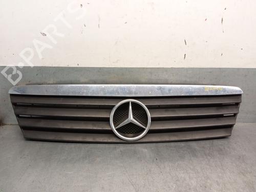 Used Grille MERCEDES-BENZ A-CLASS (W168) A 140 (168.031, 168.131) (82 hp) 27675701
