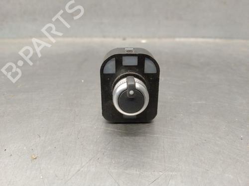 Used Mirror switch Mirror switch AUDI A3 Sportback (8VA, 8VF) 1.5 TFSI (150 hp) 33235906 33235906