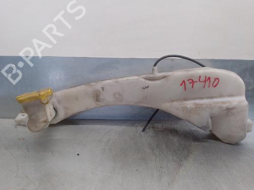 Used Windscreen washer tank RENAULT MEGANE I Classic (LA0/1_) 1.6 e (LA0F, LA0S) (90 hp) 12190997
