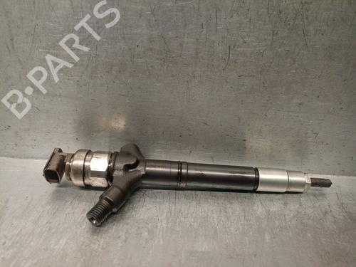 Used Injector TOYOTA AVENSIS Estate (_T25_) 2.0 D-4D (ADT250_, ADT250R) (126 hp) 31375990