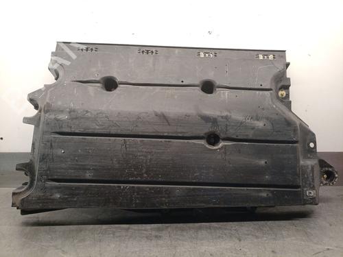 Used Underbody protection CITROËN C4 III (BA_, BB_, BC_) 1.2 PureTech 130 (BAHNSA, BAHNSB) (130 hp) 22726014