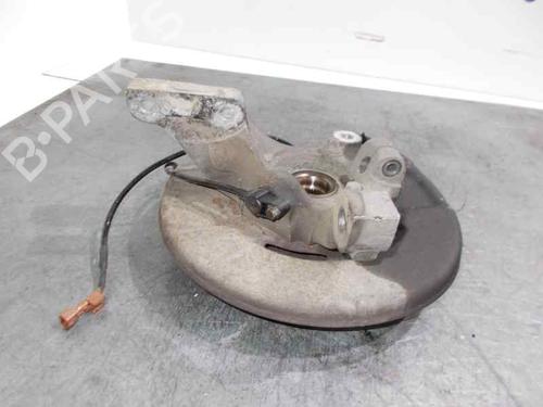 Used Left front steering knuckle SAAB 9-5 Estate (YS3E) [1998-2009]  2313854
