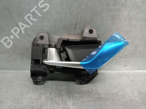 Used Front left interior door handle HYUNDAI TUCSON (TL, TLE) 2.0 CRDi All-wheel Drive (136 hp) 28093165