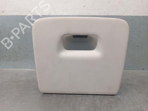 Used Glove box Glove box BMW X5 (G05, F95) xDrive 45 e Plug-in Hybrid (394 hp) 33042131 33042131