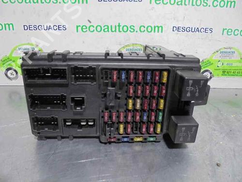 Used Fuse box Fuse box 3185618 3185618