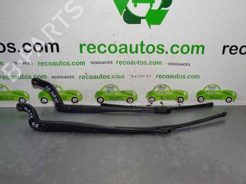 Used Front windshield wiper arm LAND ROVER DISCOVERY III (L319) 2.7 TD 4x4 (190 hp) 5252424