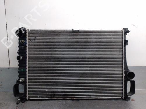 Used Water radiator MERCEDES-BENZ S-CLASS (W221, V221) [2005-2013]  32146495