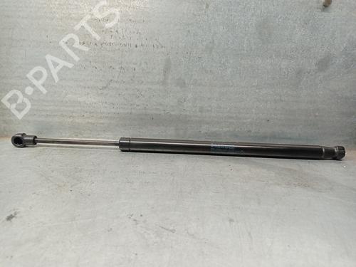 Tailgate lift support AUDI A4 B9 (8W2, 8WC) 2.0 TDI quattro 8W5827919