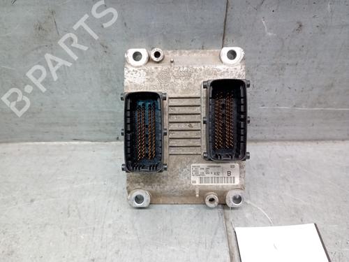 Used Engine control unit (ECU) Engine control unit (ECU) FIAT STILO (192_) 1.4 16V (192AXH1B, 192BXH1B) (95 hp) 33621417 33621417