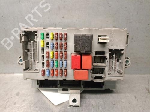 Used Fuse box CITROËN JUMPER I Van (244) 2.2 HDi (101 hp) 32209106