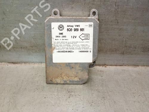 Airbag styreenhed VW POLO (6N2) 1.4 TDI (75 hp) 22985237