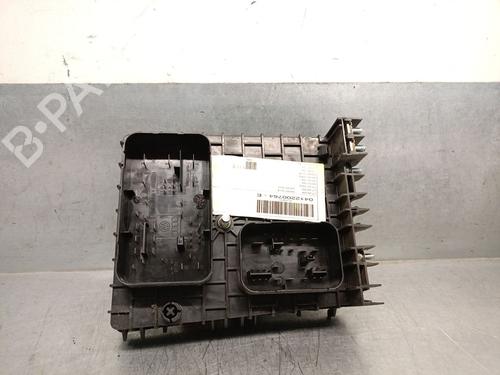 Fuse box VW TOURAN (1T1, 1T2) 2.0 TDI | BP25711589E1 