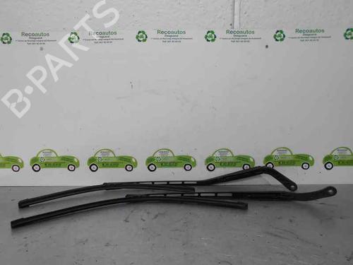 Front windshield wiper arm CITROËN C4 Coupe (LA_) 1.6 HDi | BP3470515C143 
