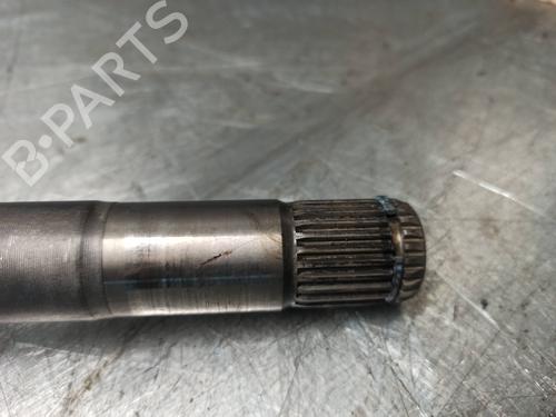 Right front driveshaft CHRYSLER VOYAGER / GRAND VOYAGER III (GS_, NS_) 2.4 i | BP8409232M39 
