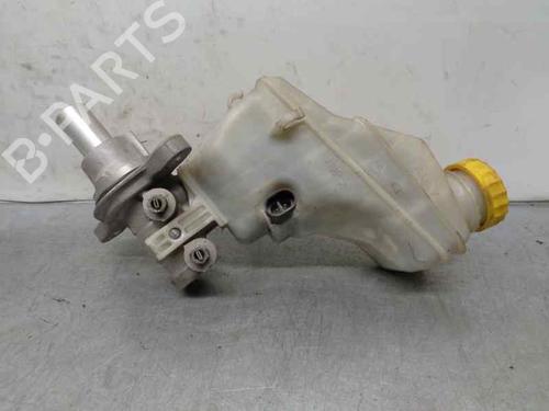 Used Brake master cylinder Brake master cylinder ALFA ROMEO MITO (955_) 1.3 MultiJet (955AXH1B, 955AXT1A) (90 hp) 6699443 6699443