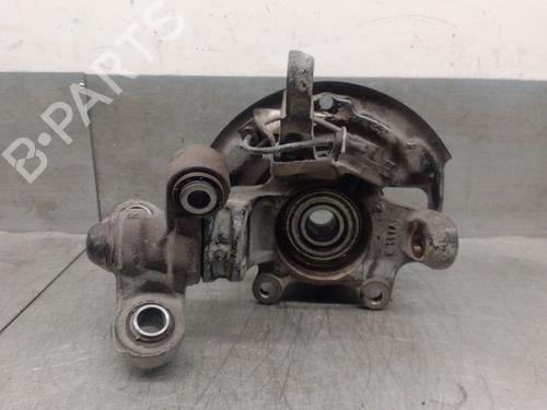 Used Right front steering knuckle NISSAN PRIMERA (P12) 2.2 Di (126 hp) 28604387