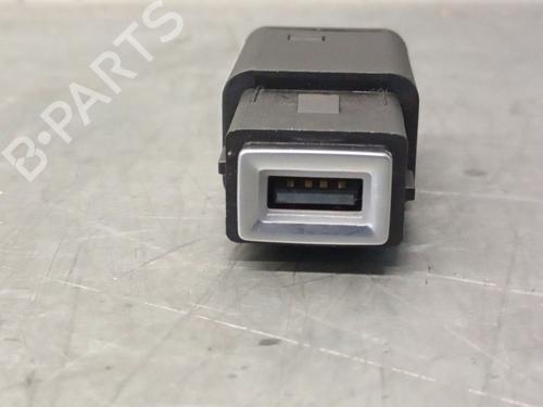 Used Electronic module FIAT 600e / 600 (365_, 364_) Mild Hybrid (101 hp) 27869098