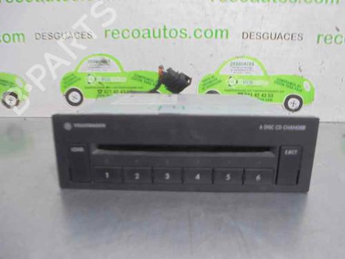 Used Radio VW PASSAT B6 (3C2) 2.0 TDI (170 hp) 4406683