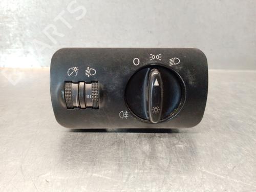 Used Headlight switch Headlight switch SEAT LEON (1M1) 1.6 16 V (105 hp) 33856546 33856546