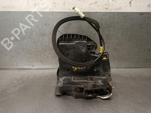 Højre fortil lås Højre fortil lås 38760100 38760100