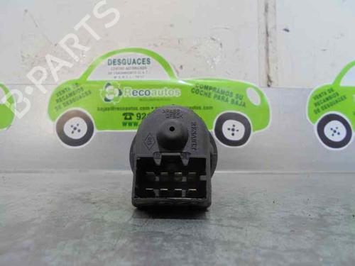 Mirror switch RENAULT MEGANE I (BA0/1_) 1.6 16V (BA04, BA0B, BA11, BA1J, BA16, BA19, BA1K, BA1V,... | BP2099919I25 