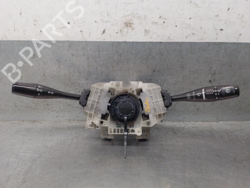 Used Headlight switch Headlight switch MITSUBISHI SPACE WAGON (N9_W, N8_W) 2.4 GDI (N84W) (150 hp) 40611154 40611154