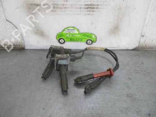 Used Ignition coil MERCEDES-BENZ C-CLASS (W202) C 230 Kompressor (202.024) (193 hp) 2825049