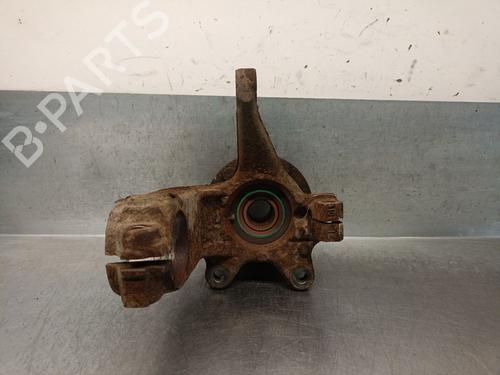 Fusee rechts voor FORD MONDEO III (B5Y) 1.8 16V (125 hp) 26884623