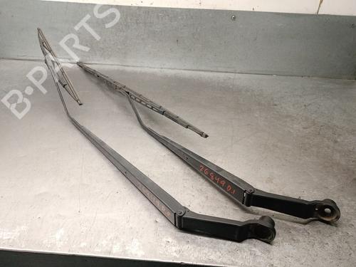 Used Front windshield wiper arm Front windshield wiper arm MAZDA 5 (CR) 2.0 (CREW, CR19) (146 hp) 40534736 40534736