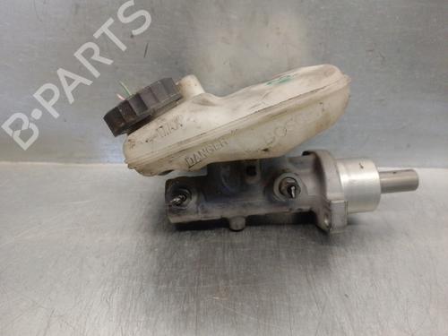 Used Brake master cylinder CITROËN XSARA (N1) 2.0 HDi 109 (109 hp) 15188996