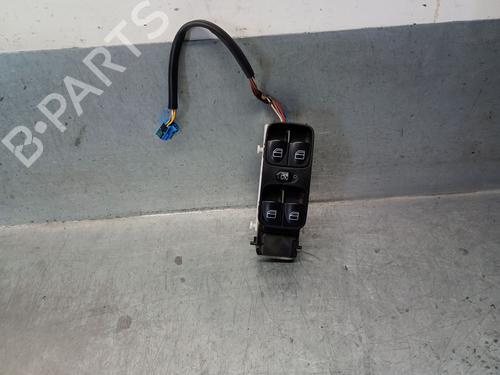 Used Left front window switch MERCEDES-BENZ C-CLASS (W203) C 180 Kompressor (203.046) (143 hp) 26170122