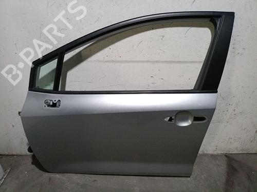 Used Left front door Left front door TOYOTA COROLLA Hatchback (_E21_, _EA1_, _EH1_) 1.8 Hybrid (ZWE211) (98 hp) 40219900 40219900