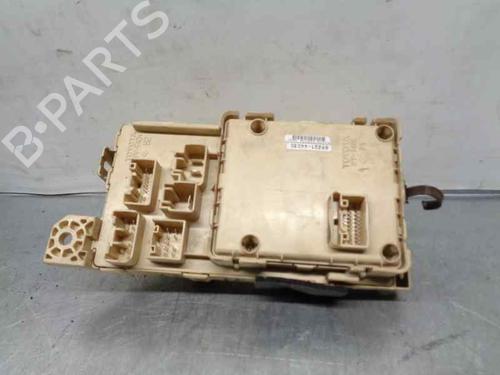 Fuse box TOYOTA AVENSIS VERSO (_M2_) 2.0 D (CLM20_, CLM20R) | BP6322734E1 
