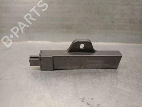 Used Antenna/Base BMW 3 (G20, G80, G28) 320 d Mild-Hybrid (190 hp) 24844129