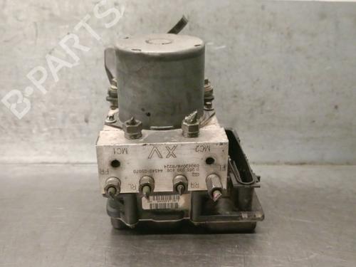 Used ABS pump TOYOTA AVENSIS Estate (_T27_) 2.0 D-4D (ADT270_, ADT270R) (126 hp) 31588078