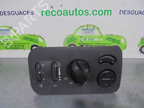 Used Headlight switch CHRYSLER VOYAGER IV (RG, RS) 2.5 CRD (141 hp) 20248417