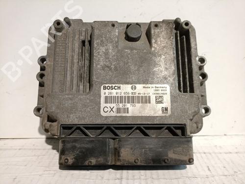 Used Engine control unit (ECU) OPEL ASTRA H TwinTop (A04) 1.9 CDTi (L67) (150 hp) 22984910