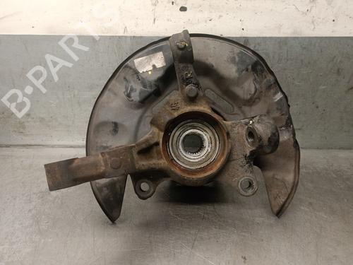 Used Right front steering knuckle TOYOTA COROLLA Verso (_E12_) 2.0 D-4D (CDE120_, CDE120R) (90 hp) 32124964