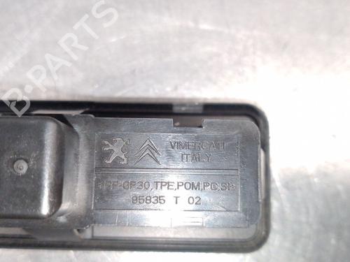 Tailgate handle PEUGEOT 3008 II SUV (MC_, MR_, MJ_, M4_) 1.6 BlueHDi 120 | BP28360450C132 