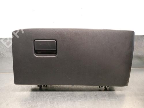 Used Glove box TOYOTA YARIS (_P21_, _PA1_, _PH1_) 1.5 Hybrid (MXPH10, MXPH11) (116 hp) 24916843